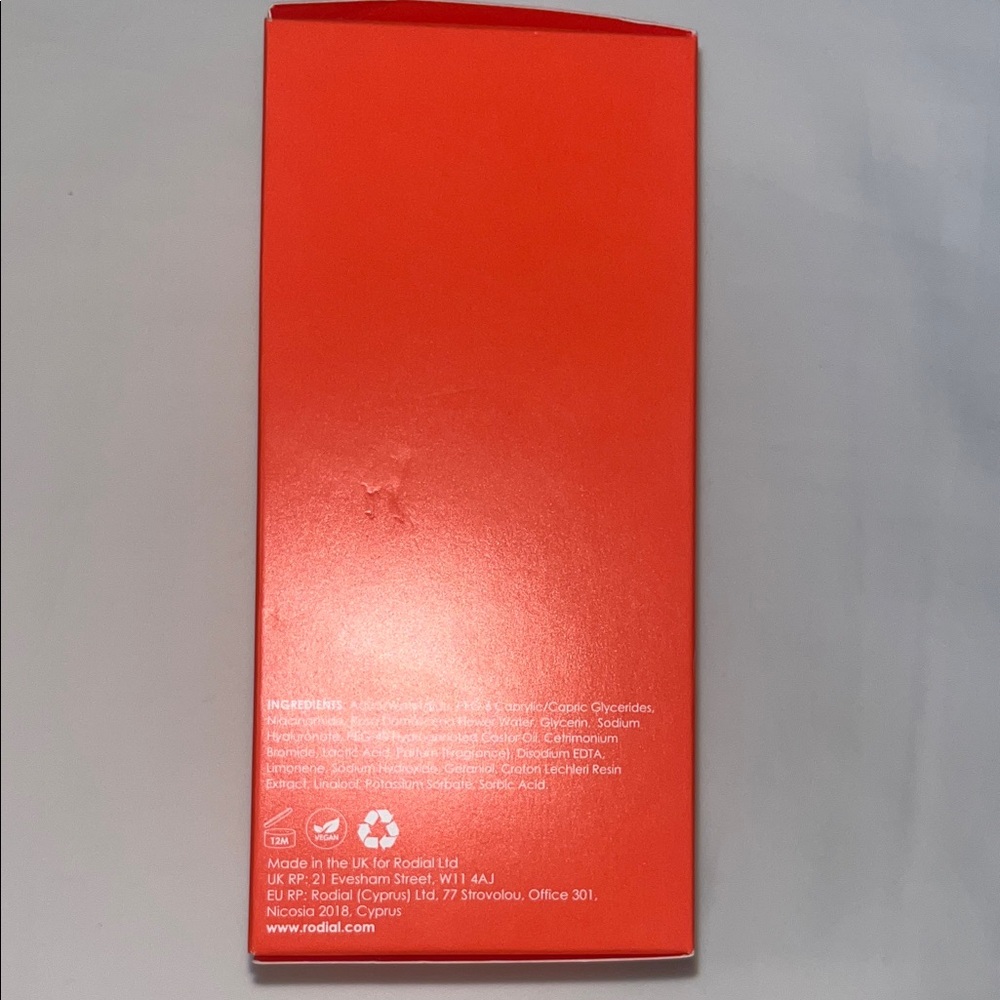 Rodial Dragon's Blood Cleansing Water - never opened - Picture 4 of 5